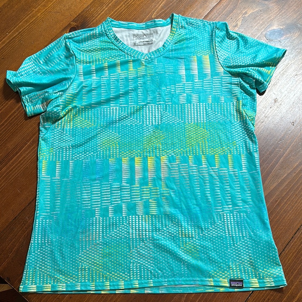 Patagonia capilene base layer shirt